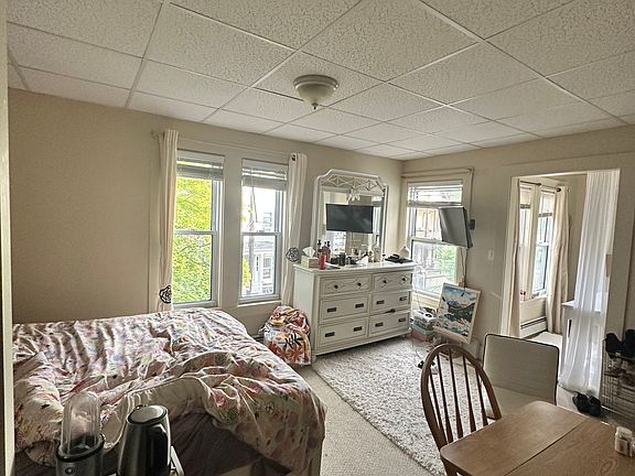 3rd image of 7 Kneeland St #4