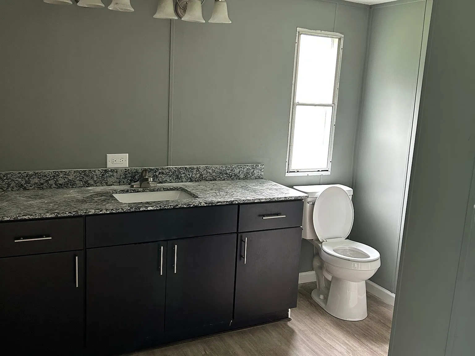 Mobile Home For Rent — Photo 3