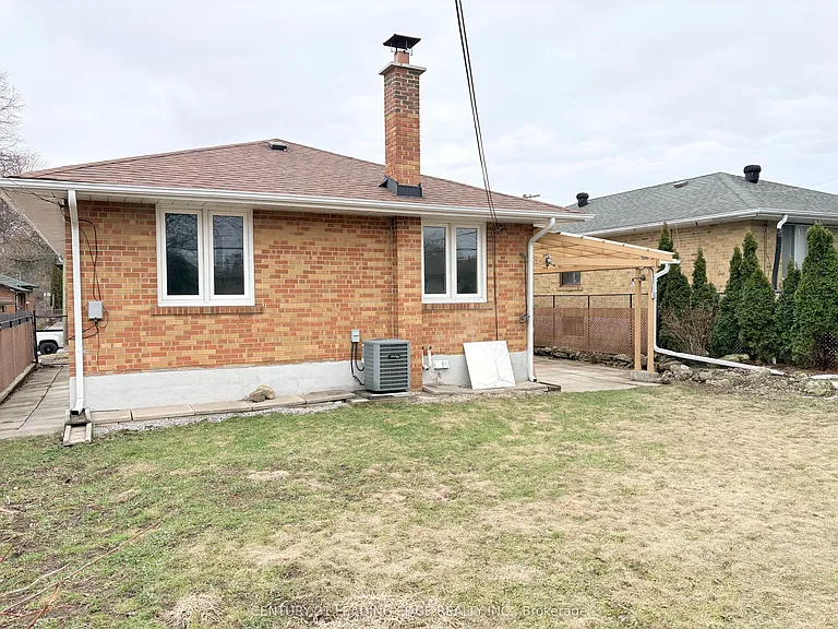 98 Benshire Dr #MAIN — Photo 21