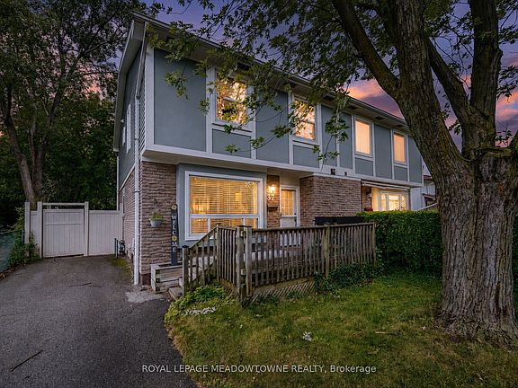 2nd image of 37 Salisbury Cir