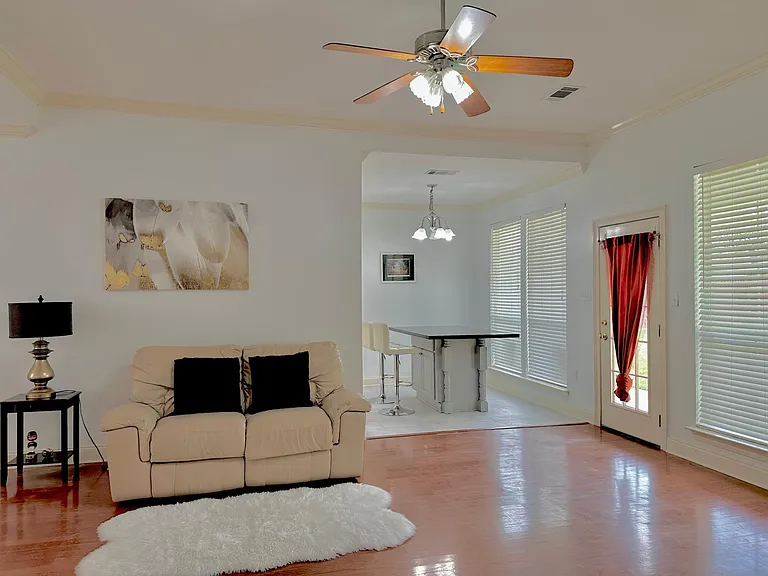 423 Lake Worth Dr — Photo 23