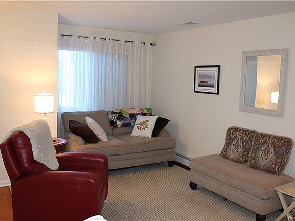 4th image of 604 Dove Ct