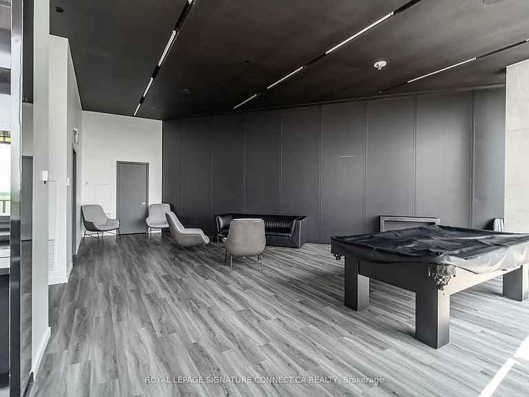 21 Lawren Harris Sq #910 — Photo 21