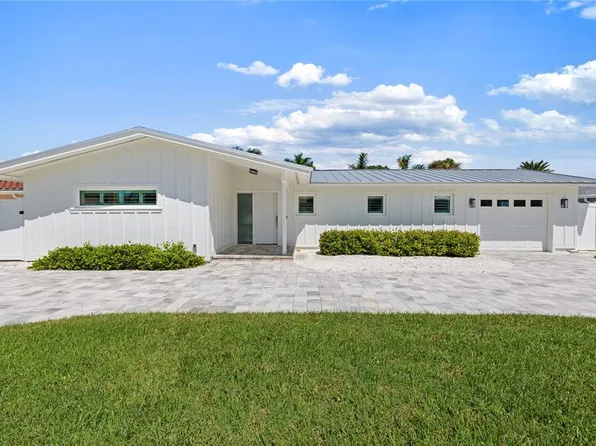 113 17th St, Belleair Beach, FL 33786
