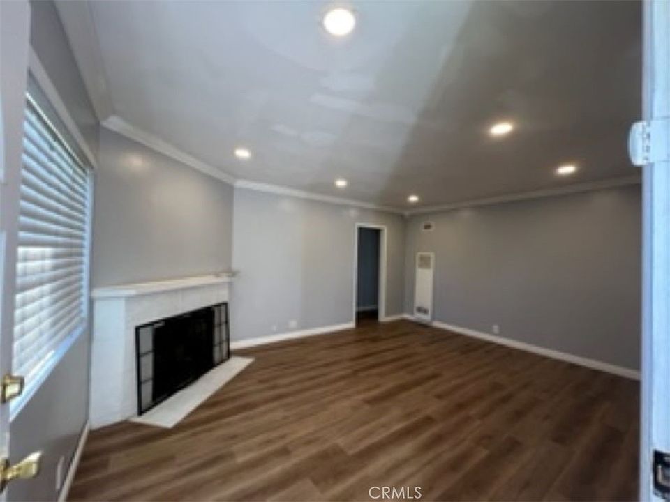 2nd image of 2511 Walnut Grove Ave