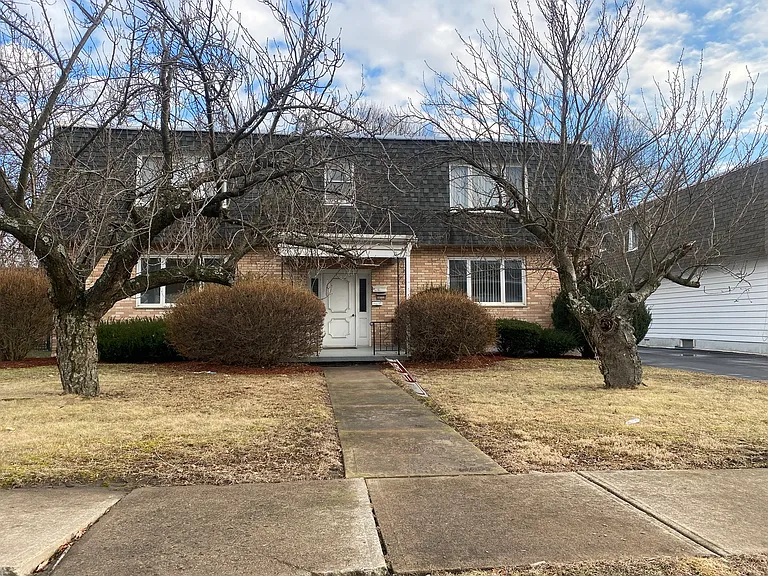 447 N Gates Ave #1 — Photo 15