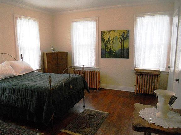 3rd image of 6035  Juniper Ave