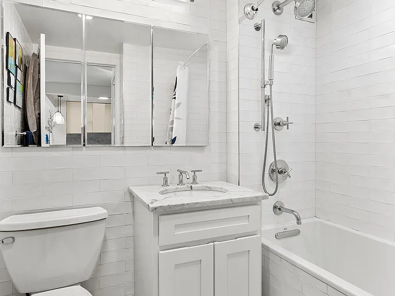 1330 5th Ave #6H — Photo 6