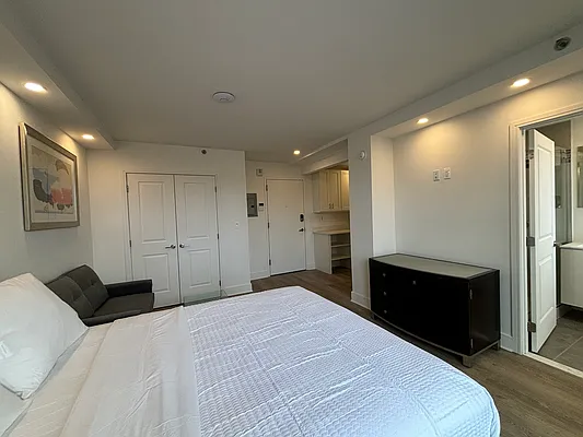 Rented by Property Link Mgmt, LLC | media 2