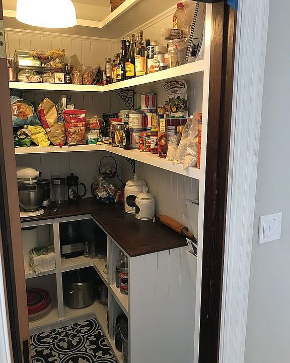 2nd image of 47 Grove St