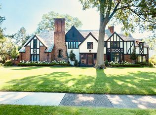 803 Delaware Ave, Akron, OH 44303