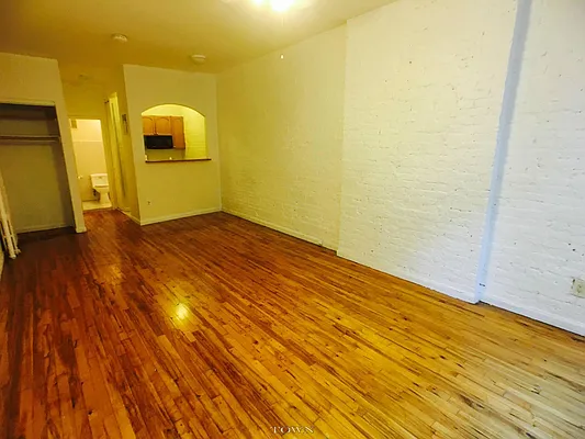 Rented by Town Residential | media 30