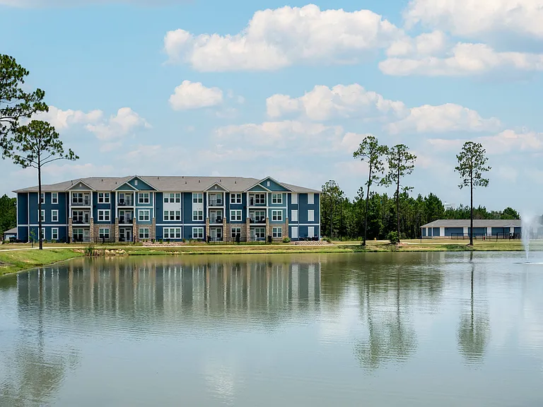 The Mason at Fremaux Park Apartments — Photo 26