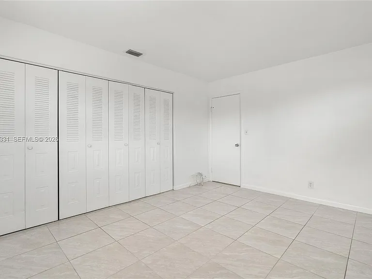 856 SW 10th St #1 — Photo 13