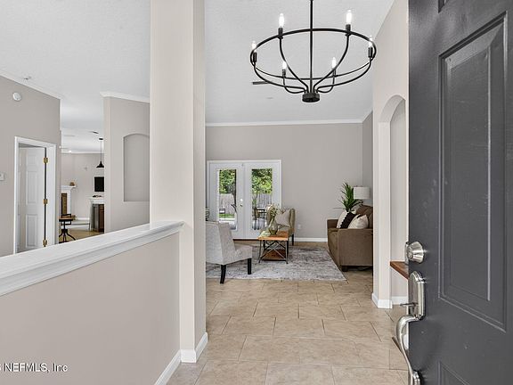5th image of 5960 LONG COVE Drive