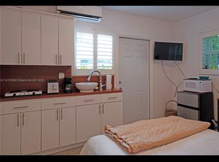 1595 71st St, Miami Beach, FL 33141