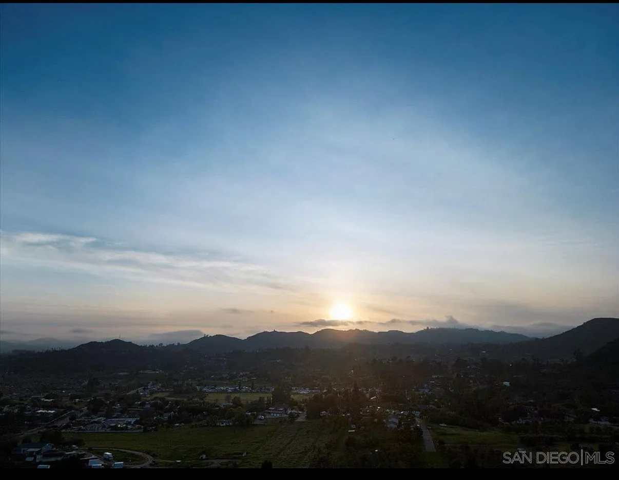 Kaywood Ln, Escondido — Photo 4
