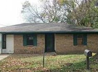 214 Locust St N, Sulphur Springs, TX 75482