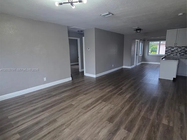 2350 NW 12th Ct — Photo 8