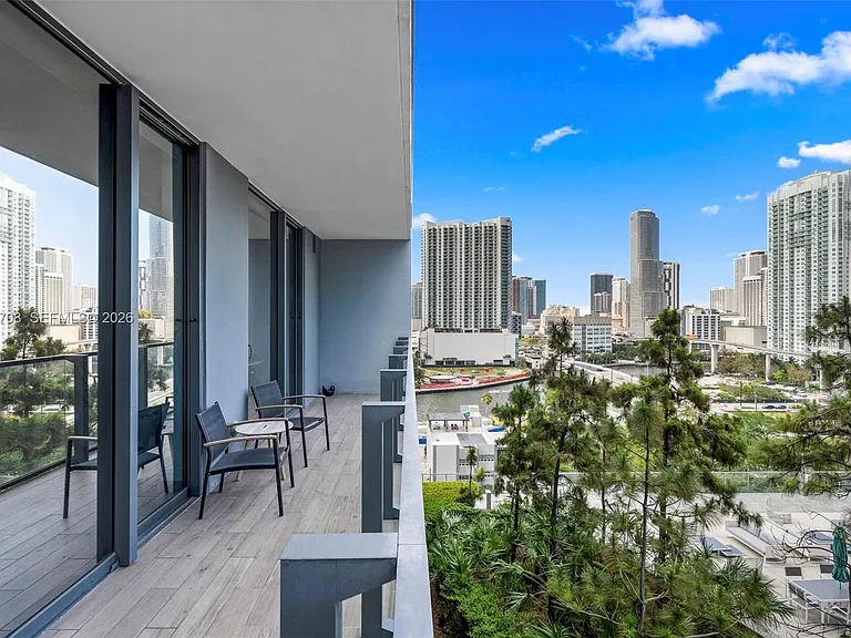 88 SW 7th St #809 — Photo 27