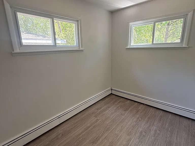 19 Ronald Rd — Photo 10