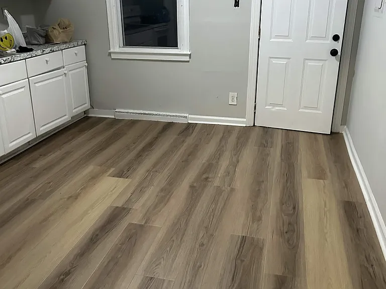 3923 Peyton Ave — Photo 5