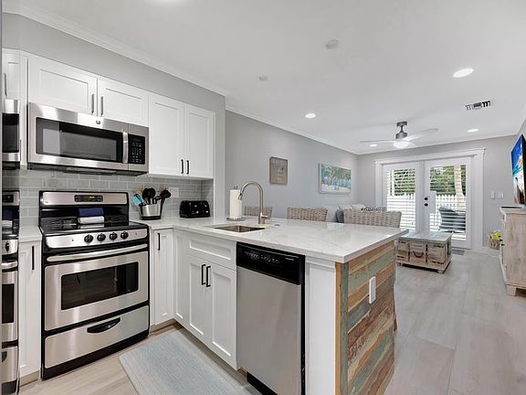 2nd image of 620 Thomas St APT 186