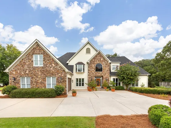 4221 Choctaw St, Anniston, AL 36206