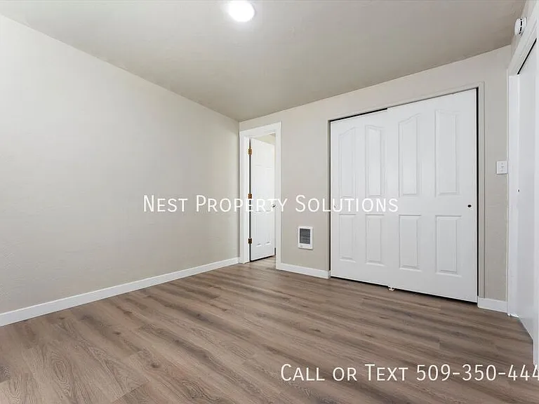 4460 Circle Pl NE #2 — Photo 9