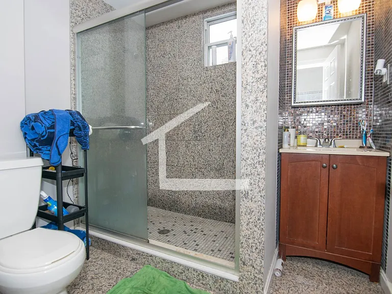 6 Radcliffe Rd #3-2 — Photo 11