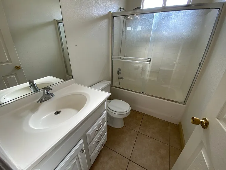 13632 Nassau Dr — Photo 8
