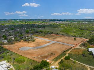 517 E College St, Fredericksburg, TX 78624