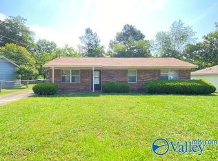 6222 Maywick Rd NW, Huntsville, AL 35810