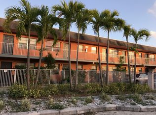 220 SW 38th Ave #103, Fort Lauderdale, FL 33312