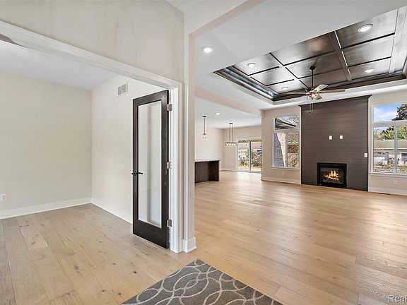3rd image of 28 Cygnet Ln