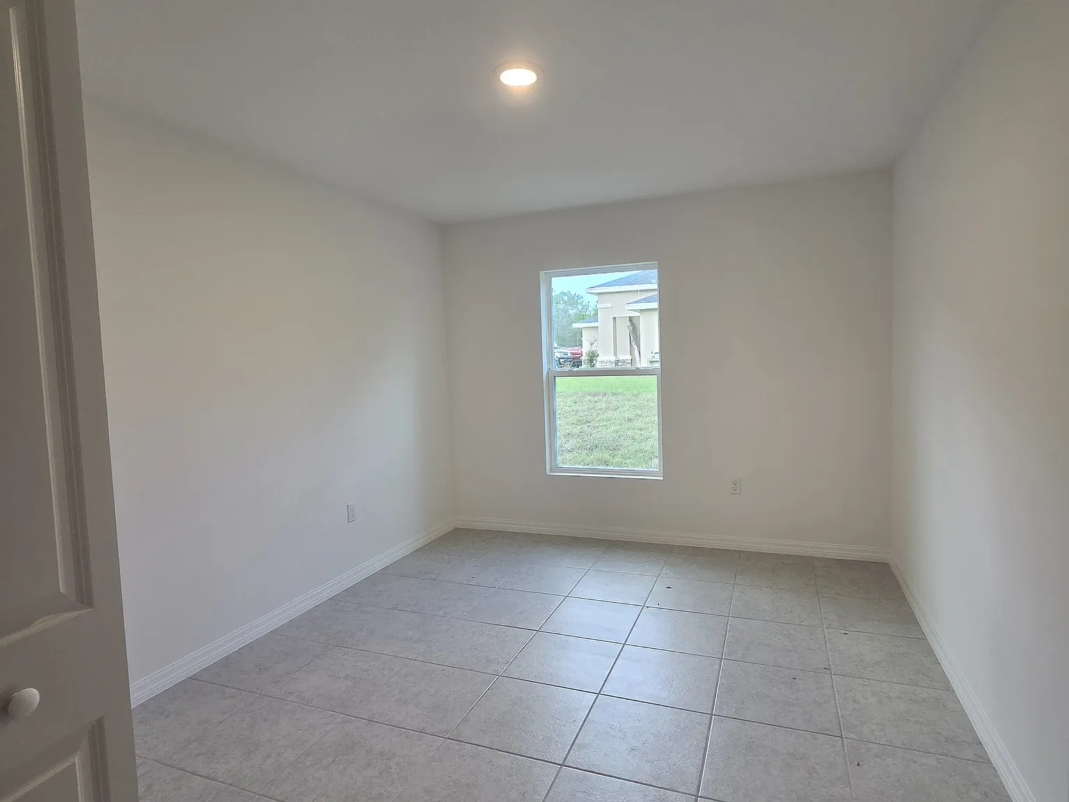 3 bed, 1443 sqft, $2,300 — Photo 4