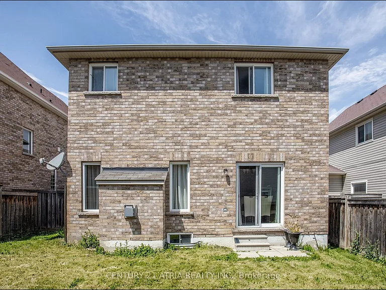15 Paulgrave Ave — Photo 32