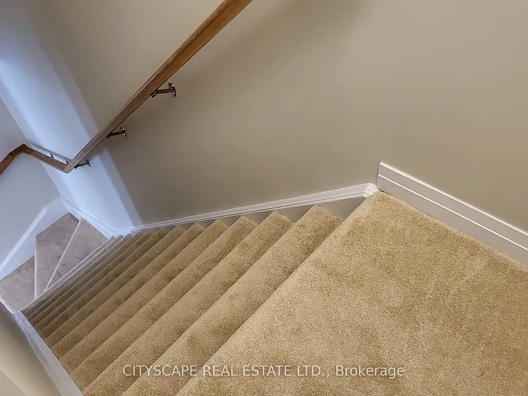 261 Woodbine Ave #C053 — Photo 24