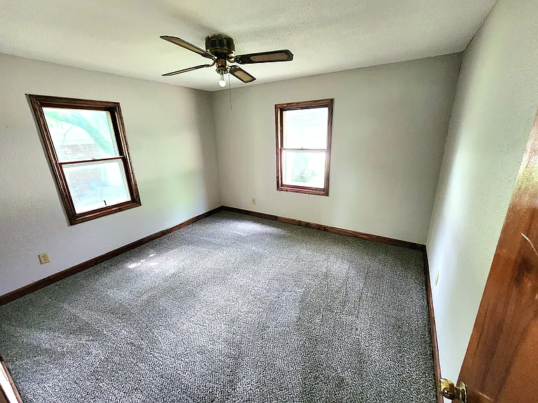 6913 Brint Rd — Photo 6