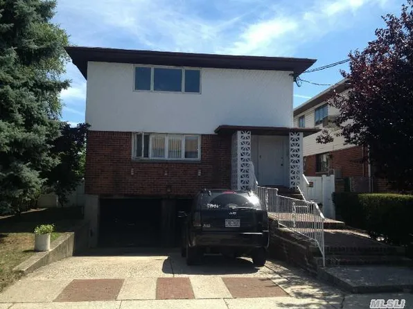 8120 153rd Ave, Jamaica, NY 11414