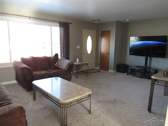 3rd image of 4335 Beckett Pl