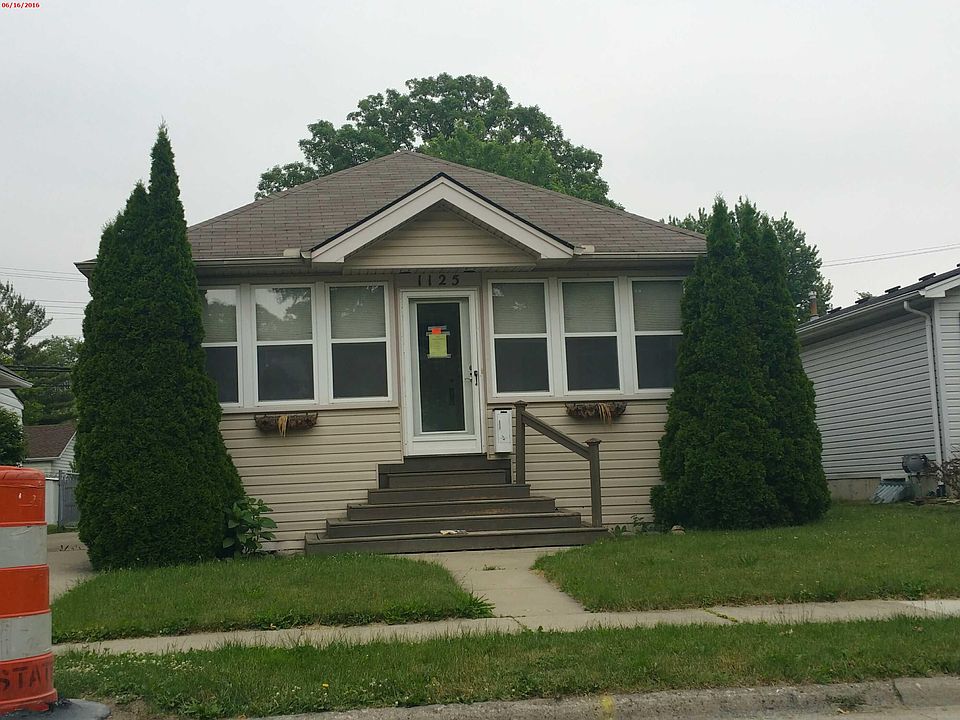 1st image of 1125 S Wilson Ave