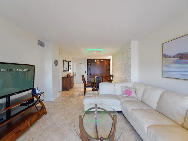 1980 S Ocean Dr #21M — Photo 18