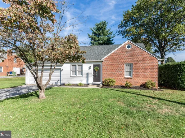 304 Anita Dr, Westminster, MD 21157