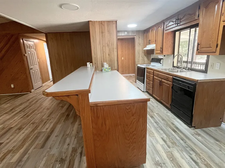 1038 Sandy Oaks Rd — Photo 11