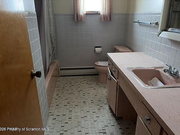 4th image of 105 Ridgeview Dr
