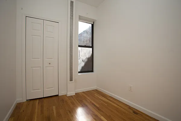 Rented by Blip LLC | media 20