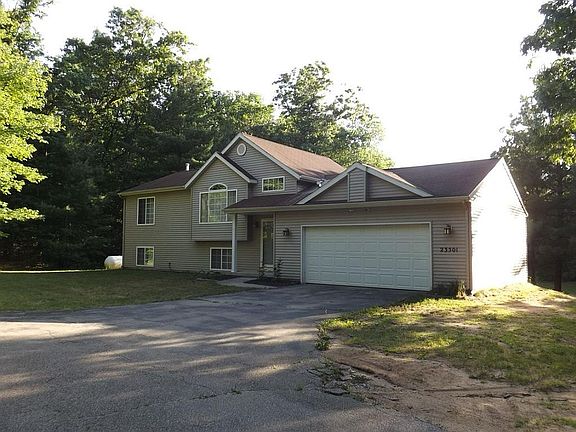 2nd image of 23501 Almy Rd