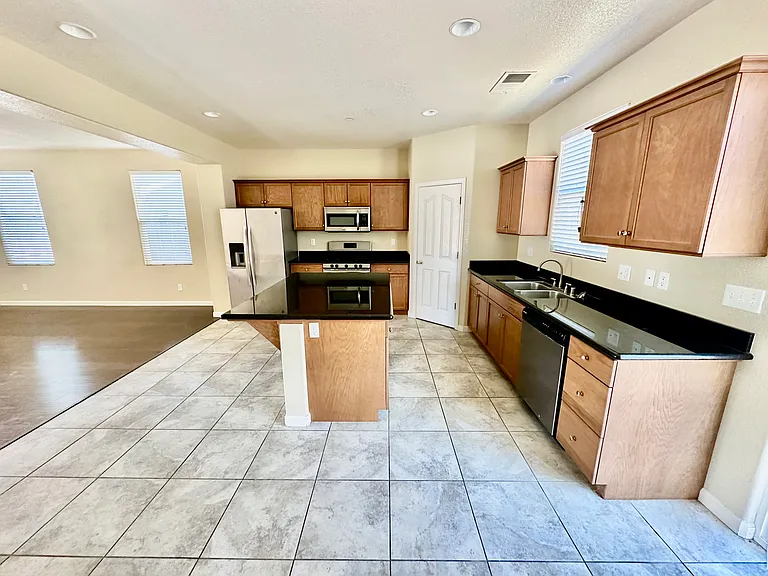 7352 E Robinson Ave — Photo 11