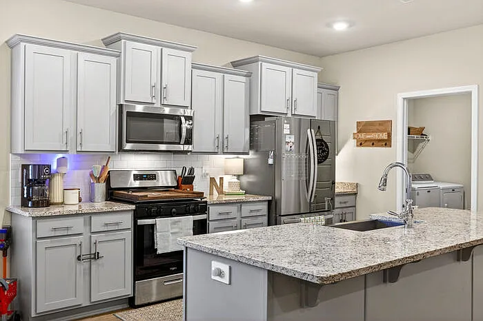 8009 Crawford Dr — Photo 13